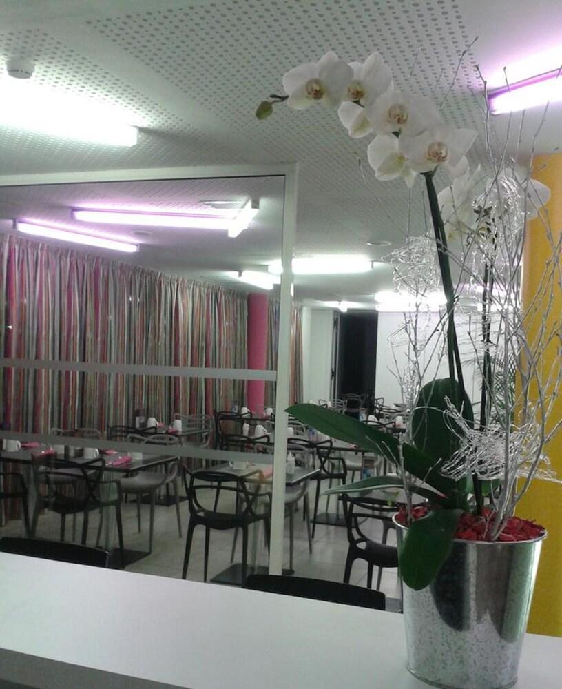 纳克斯酒店 塔布 外观 照片
